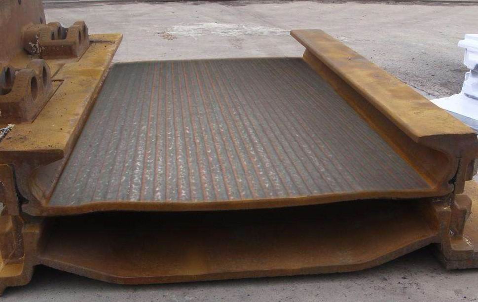堆焊耐磨合金復合板.jpg